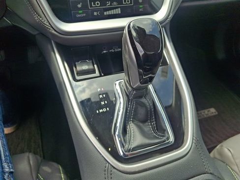 Used 2025 Subaru Outback Onyx Edition AWD/4WD image 15