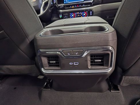 Used 2024 Chevrolet Silverado 2500 LTZ w/ LTZ Plus Package AWD/4WD image 46