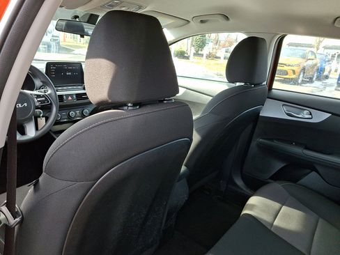 Used 2023 Kia Forte LXS w/ LXS Technology Package image 21