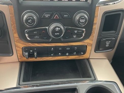 Used 2014 RAM 3500 Laramie Longhorn image 20