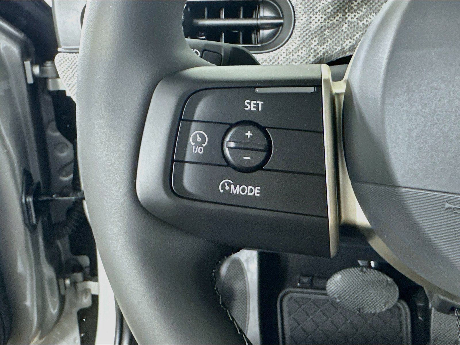 New 2026 MINI Cooper 2-Door Hardtop FWD image 18