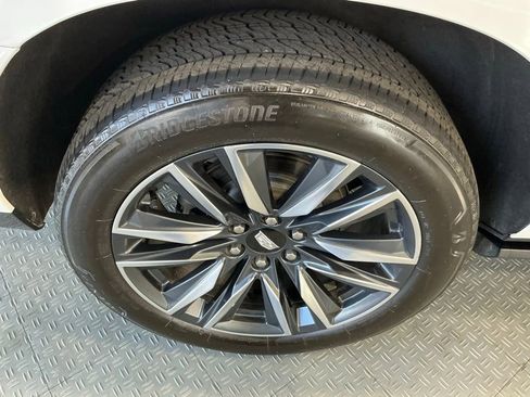 Used 2021 Cadillac Escalade ESV Sport Platinum RWD image 84