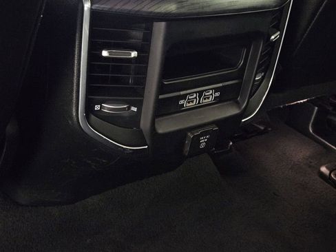Used 2023 RAM 1500 Laramie image 25