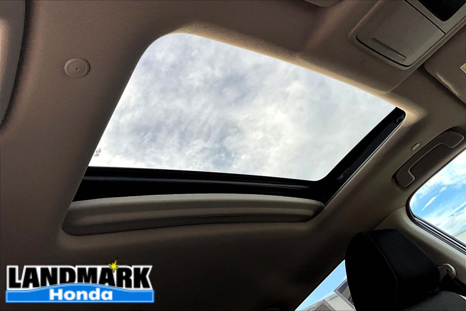 Used 2024 Honda CR-V EX image 17