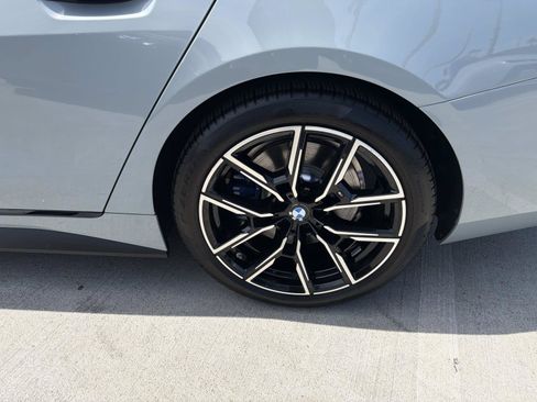 Used 2025 BMW M440i RWD image 6