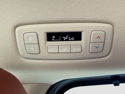 Certified 2024 Kia Carnival SX FWD image 28