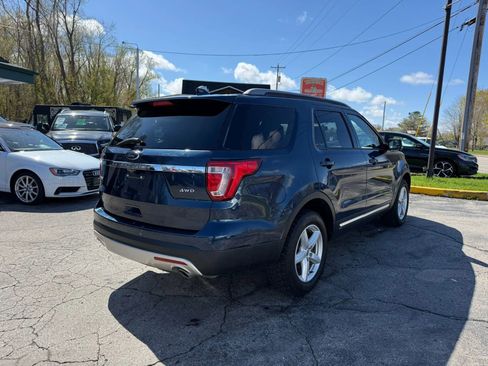 Used 2017 Ford Explorer XLT w/ Equipment Group 202A AWD/4WD image 5