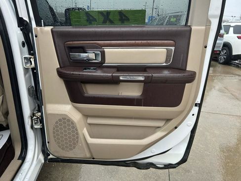 Used 2013 RAM 1500 Laramie w/ Convenience Group image 15