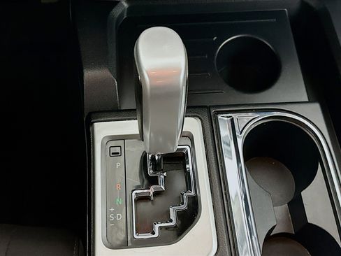 Used 2019 Toyota Tundra SR5 image 23
