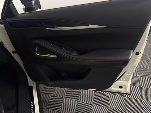 Used 2023 INFINITI QX60 Sensory w/ Cargo Package FWD image 30