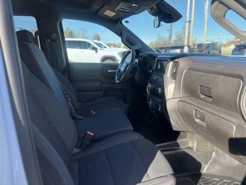 Used 2025 GMC Sierra 1500 Pro w/ Pro Value Package image 10