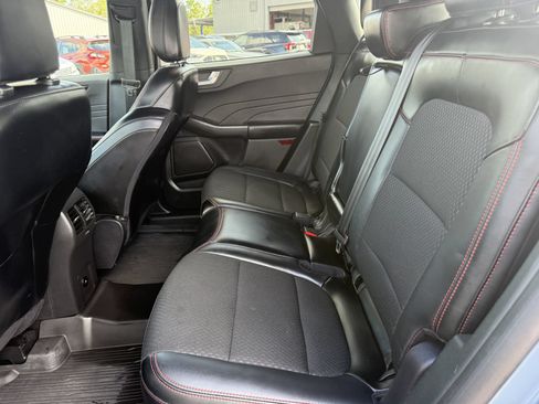 Certified 2025 Ford Escape ST-Line Select w/ Tech Pack #2 AWD/4WD image 22