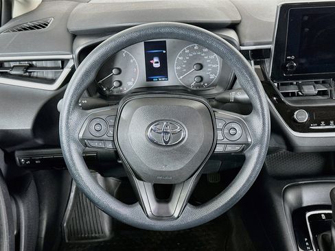 Used 2023 Toyota Corolla LE FWD image 18