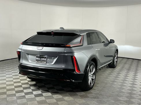 Used 2024 Cadillac Lyriq Tech w/ Driver Assist Package image 7