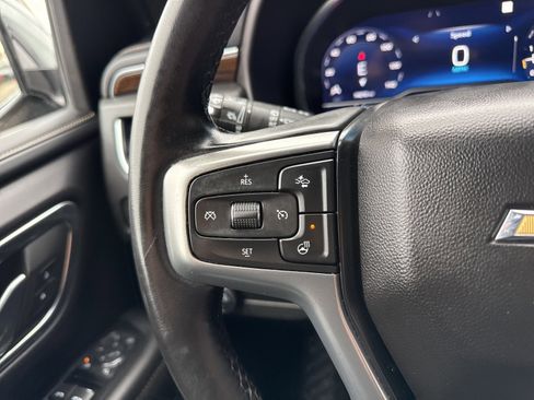 Used 2023 Chevrolet Suburban Premier image 35