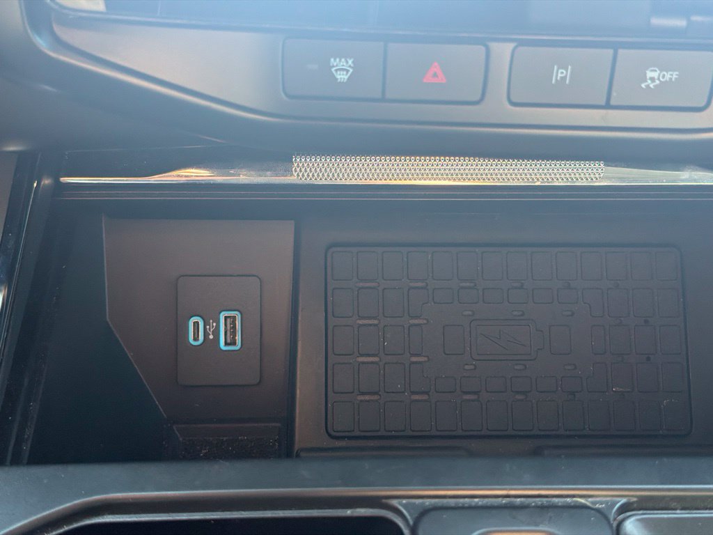 Used 2024 Ford F150 Lightning Flash AWD/4WD image 20