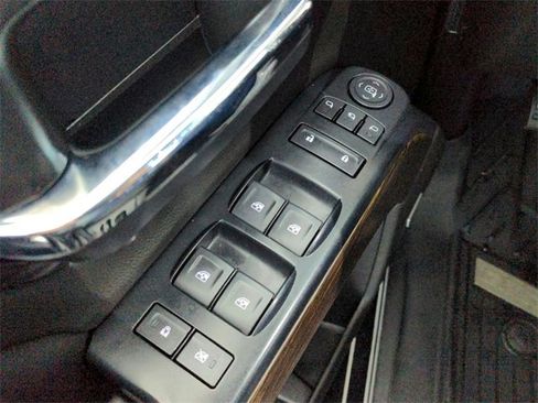 Used 2019 GMC Sierra 3500 Denali image 34