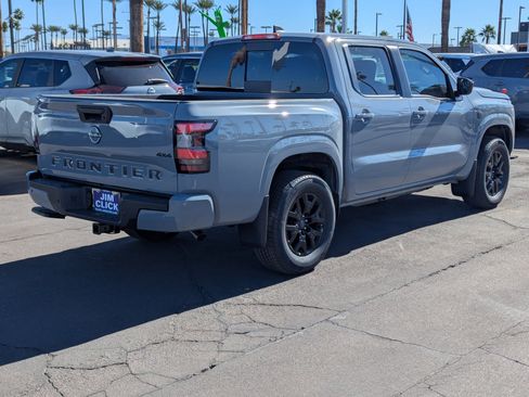 New 2026 Nissan Frontier SV image 2