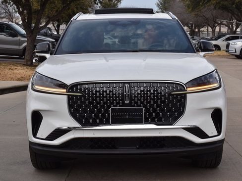 New 2026 Lincoln Aviator Reserve image 2