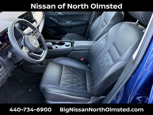 Certified 2022 Nissan Rogue Platinum w/ Head-Up Display Package image 25