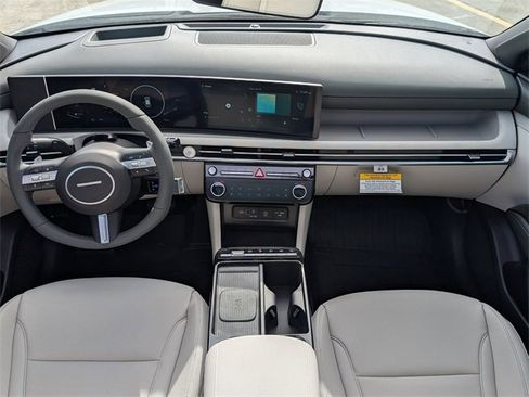 New 2026 Hyundai Tucson Limited image 25