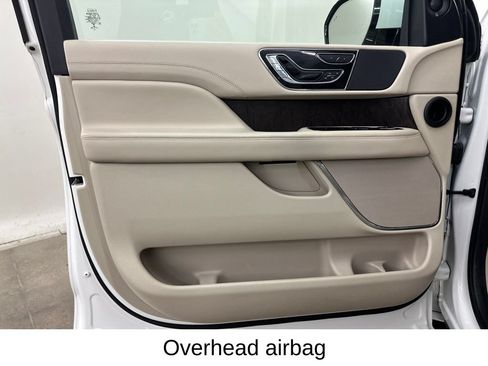 Used 2021 Lincoln Navigator Reserve w/ Equipment Group 208A AWD/4WD image 34