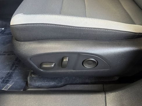 Used 2025 Honda Prologue Eco image 14