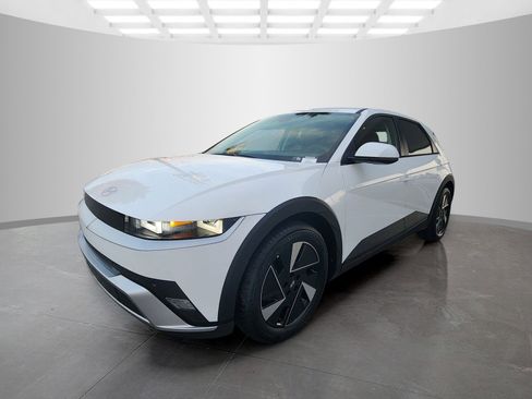 New 2026 Hyundai Ioniq 5 SEL image 3