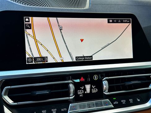 Used 2021 BMW 440i xDrive M440i xDrive w/ Executive Package image 14