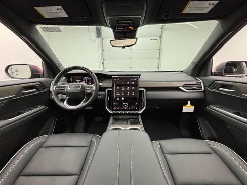New 2026 GMC Acadia Denali w/ Super Cruise Package FWD image 3