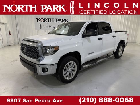 Used 2018 Toyota Tundra SR5 image 1