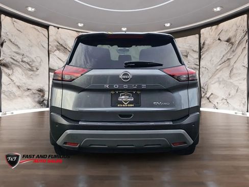 Used 2022 Nissan Rogue SV AWD/4WD image 7