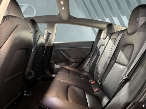 Used 2023 Tesla Model 3 Performance image 12