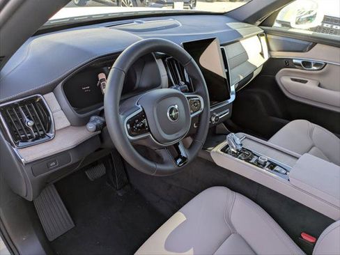 New 2026 Volvo XC90 B6 Plus w/ Protection Package Premier image 7