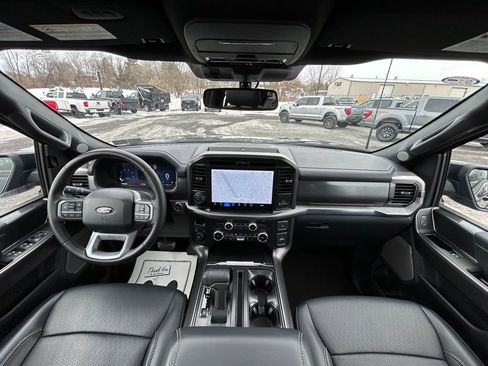 Used 2025 Ford F150 Lariat image 5