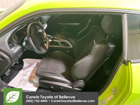 Used 2015 Dodge Challenger SRT Hellcat image 12
