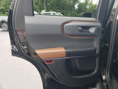 Used 2021 Ford Bronco Sport Outer Banks w/ Outer Banks Package (96D) AWD/4WD image 14