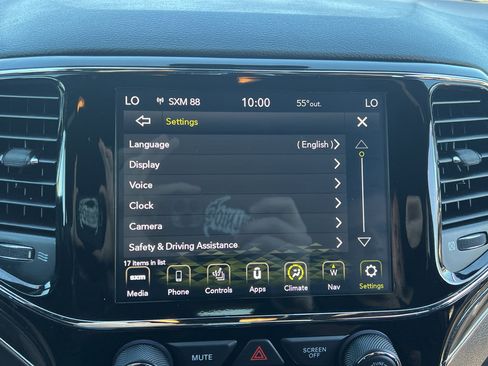 Used 2020 Jeep Grand Cherokee Trailhawk w/ Trailhawk Luxury Group AWD/4WD image 26