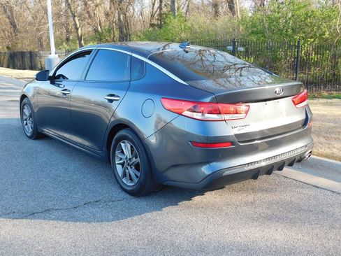 Used 2020 Kia Optima LX image 3