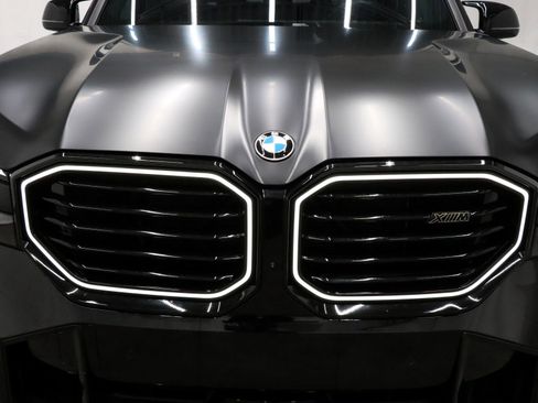 Used 2025 BMW XM image 52