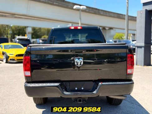 Used 2018 RAM 1500 Express w/ Black Ram 1500 Express Group AWD/4WD image 7