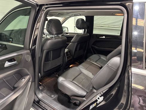 Used 2016 Mercedes-Benz GL 450 4MATIC image 64