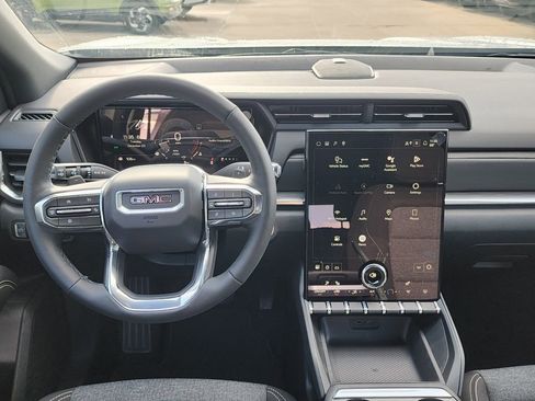 New 2026 GMC Terrain Elevation w/ Black Edition FWD image 25