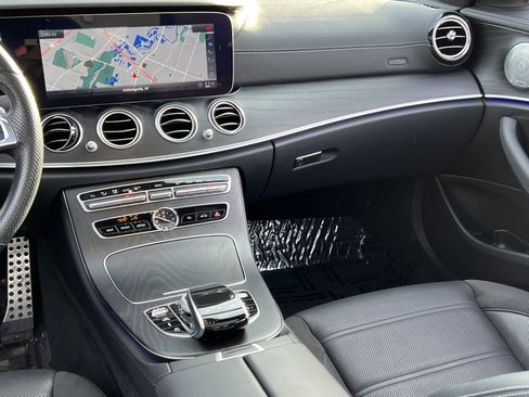 Used 2018 Mercedes-Benz E 43 AMG 4MATIC Sedan image 23