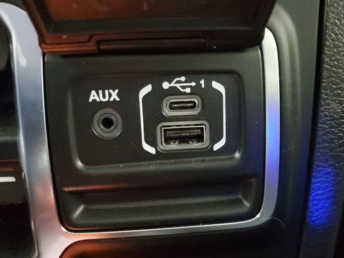 Used 2021 Jeep Wrangler Unlimited Sport image 21