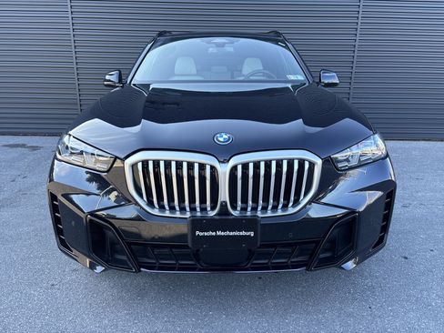 Used 2025 BMW X5 xDrive50e w/ M Sport Package image 8