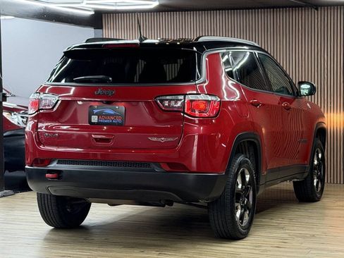 Used 2018 Jeep Compass Trailhawk AWD/4WD image 13