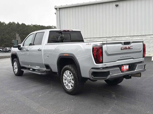 Used 2023 GMC Sierra 3500 SLT w/ SLT Premium Package image 24