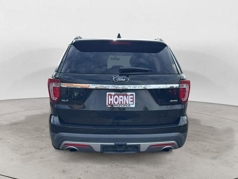 Used 2017 Ford Explorer XLT w/ Equipment Group 201A image 4