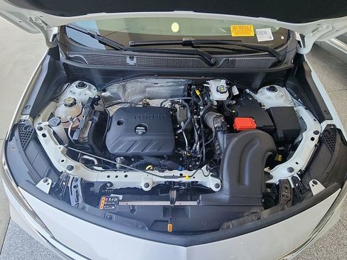 Certified 2023 Buick Encore GX Essence w/ Experience Buick Package FWD image 28